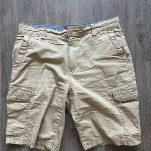 UNIONBAY Khaki Cargo Shorts for Men
